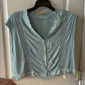 POL Cropped Lace detail Blouse Top M NWOT